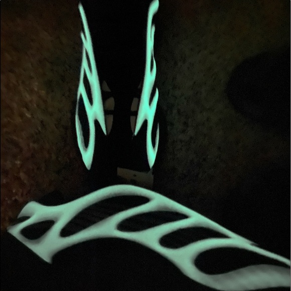 ❌SOLD***🔥ADIDAS YEEZY 700 V3 ALVAH 🔥🔥 - Picture 9 of 16